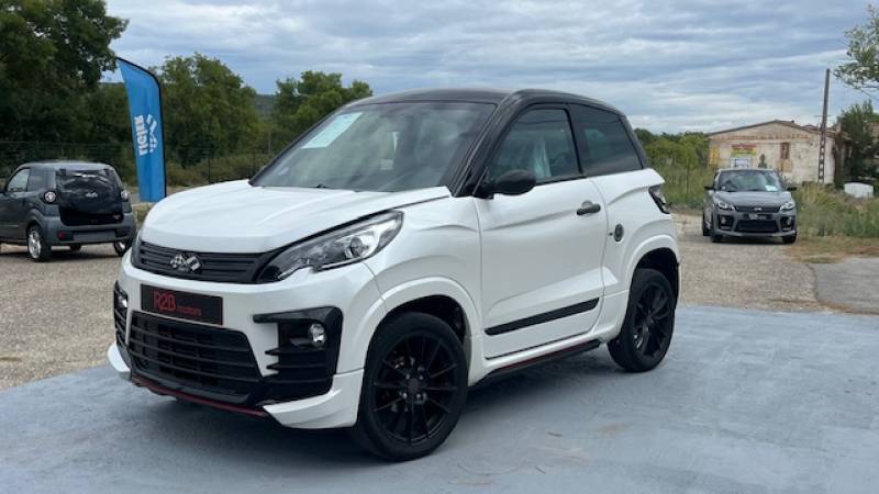 Concession voiture sans permis pour achat Superbe LIGIER Js 60 Ultimate DCI à Brignoles