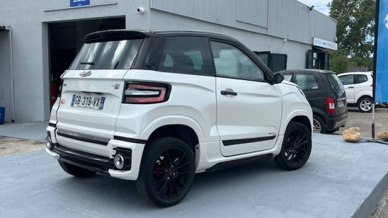 Concession voiture sans permis pour achat Superbe LIGIER Js 60 Ultimate DCI à Brignoles