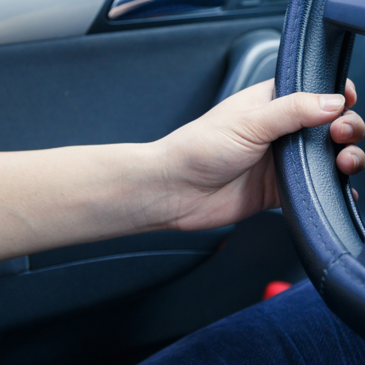 Trouver un garage pour vérification du parallélisme des roues après accident sur un véhicule sans permis à Hyères