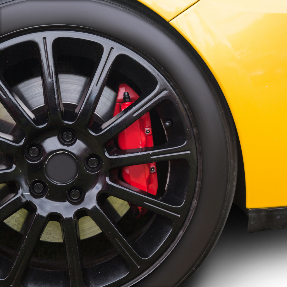 Mécanicien pour réparation et dévoilage jantes de véhicule sans permis au Pradet.