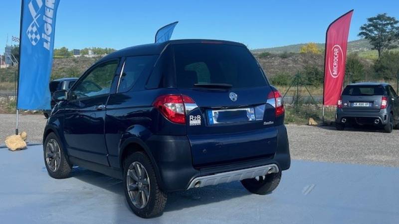Acheter voiture sans permis d'occasion Aixam Crossline à Brignoles Var